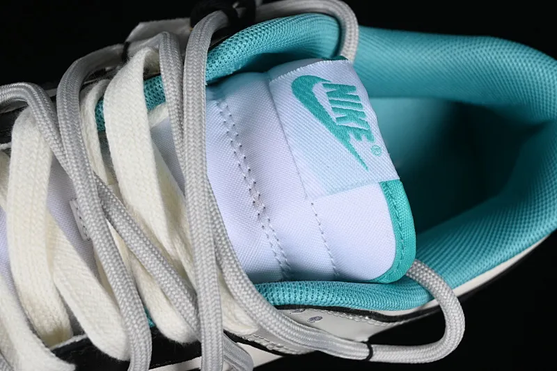 All Categories Nk SB Dunk Series Nk SB Dunk Low Low-top sneakers Nk Dunk Low Panda Prank Star Trek SB strappy low-top casual sneakers DV0833-101